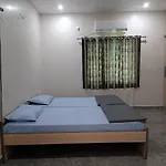 Sukrithi Premium Serviced Apartment - F2